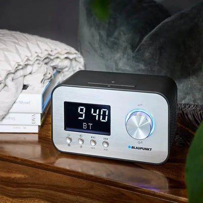 Radiowecker mit DAB+ Blaupunkt CLRD 40 in Schwarz mit dimmbarem LC-Display und Bluetooth