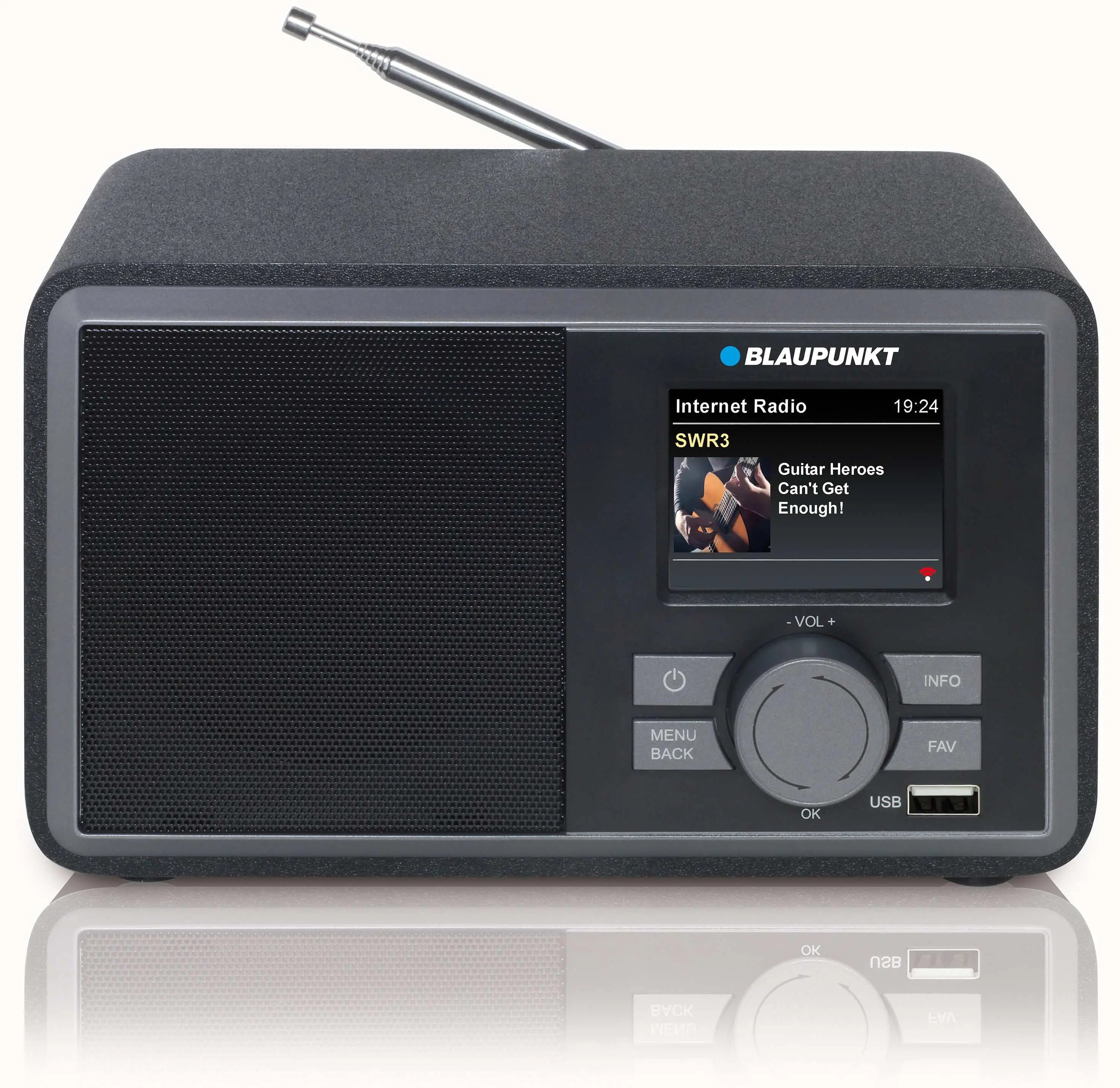 IRK 15 Internetradio in Frontansicht auf weißem Hintergrund.