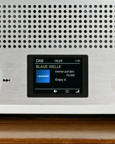 Nostalgieradio mit DAB+ Verona Weiß mit farbigem Display und Retro-Aluminiumfront