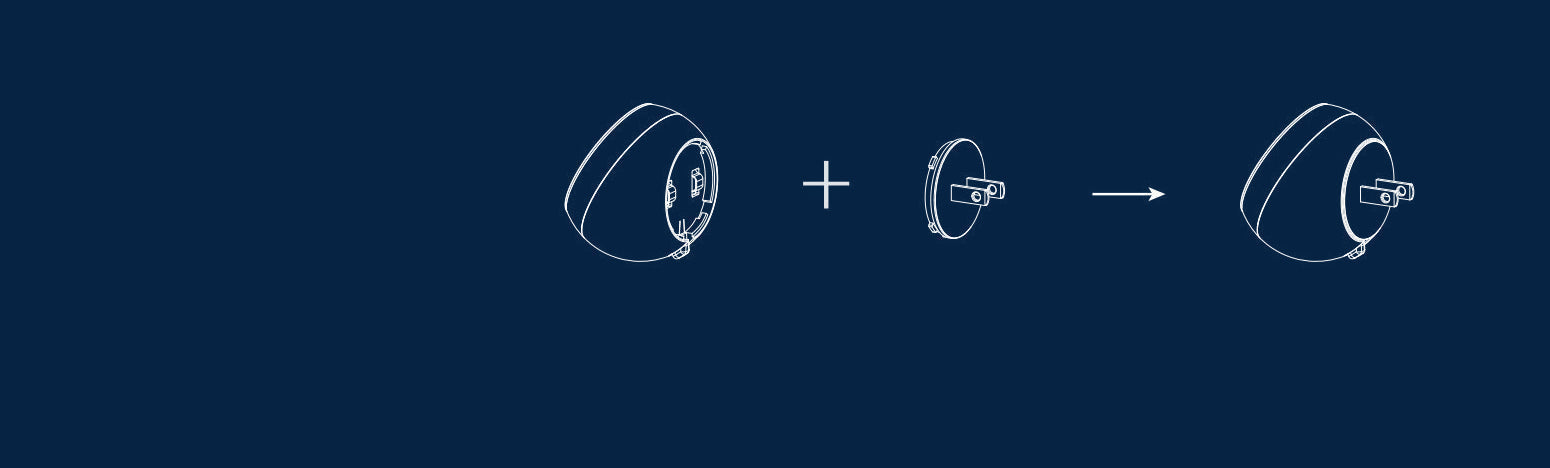 Drei Abbildungen zeigen einen austauschbaren US-Stromstecker-Aufsatz.