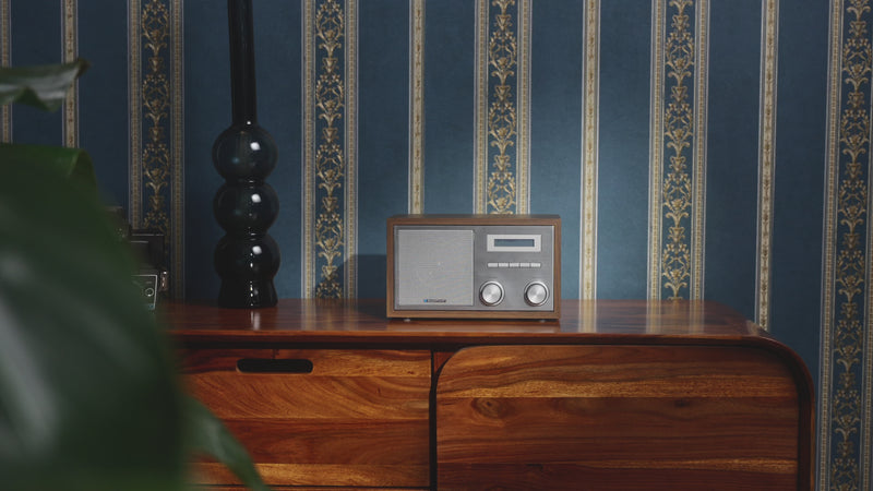 Detailaufnahme - Nostalgieradio mit DAB+ RXD 180 Holzoptik