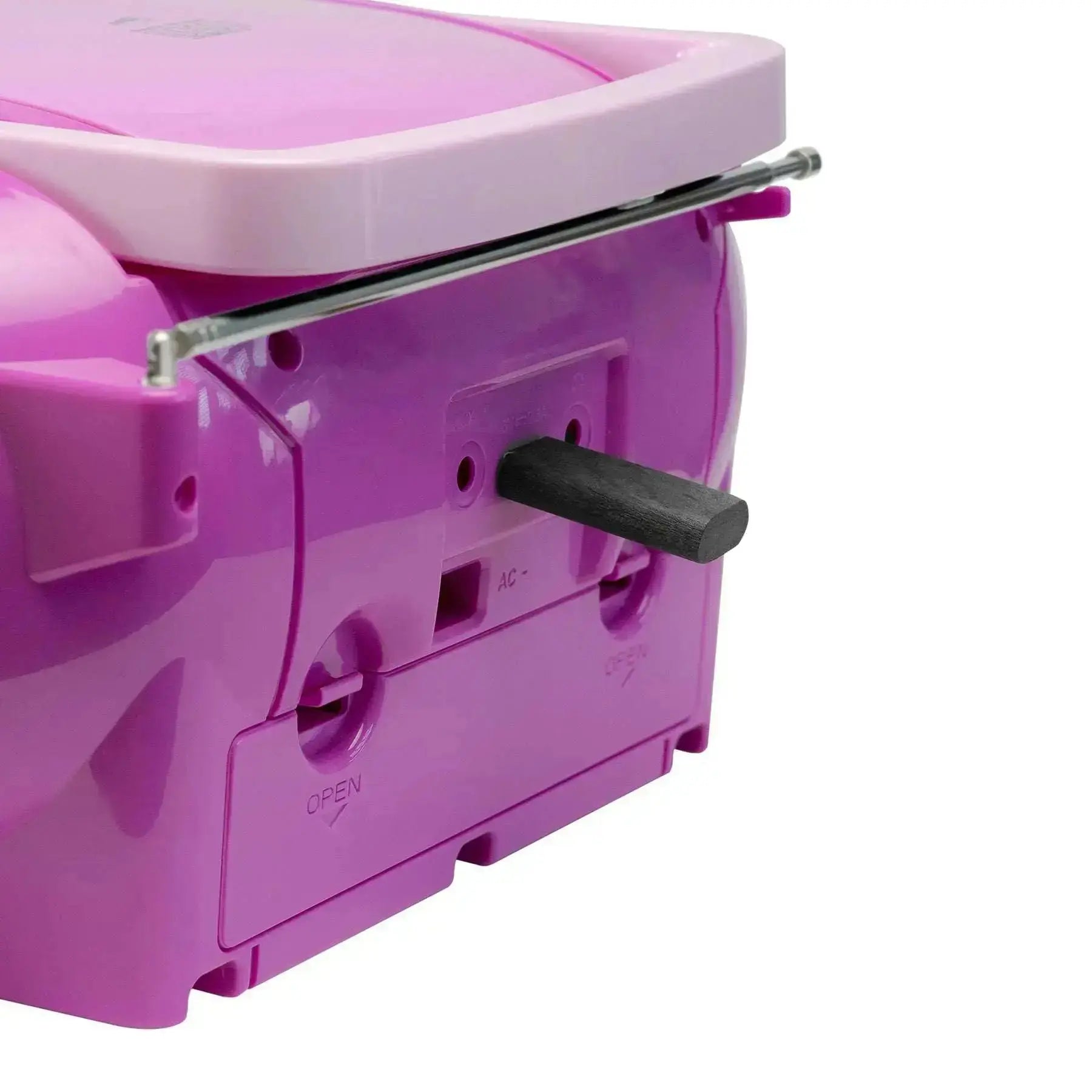 violett kinder boombox mit cd player und antenne hinten nahaufnahme